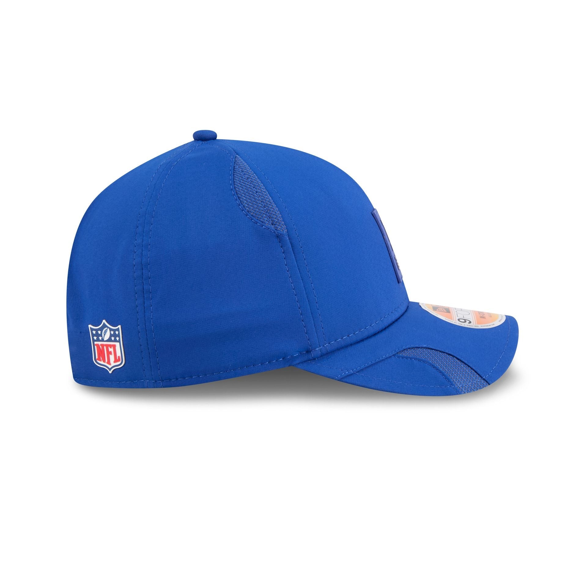 New York Giants 2025 Sideline Hot Weather 9FORTY M-Crown Snapback Hat