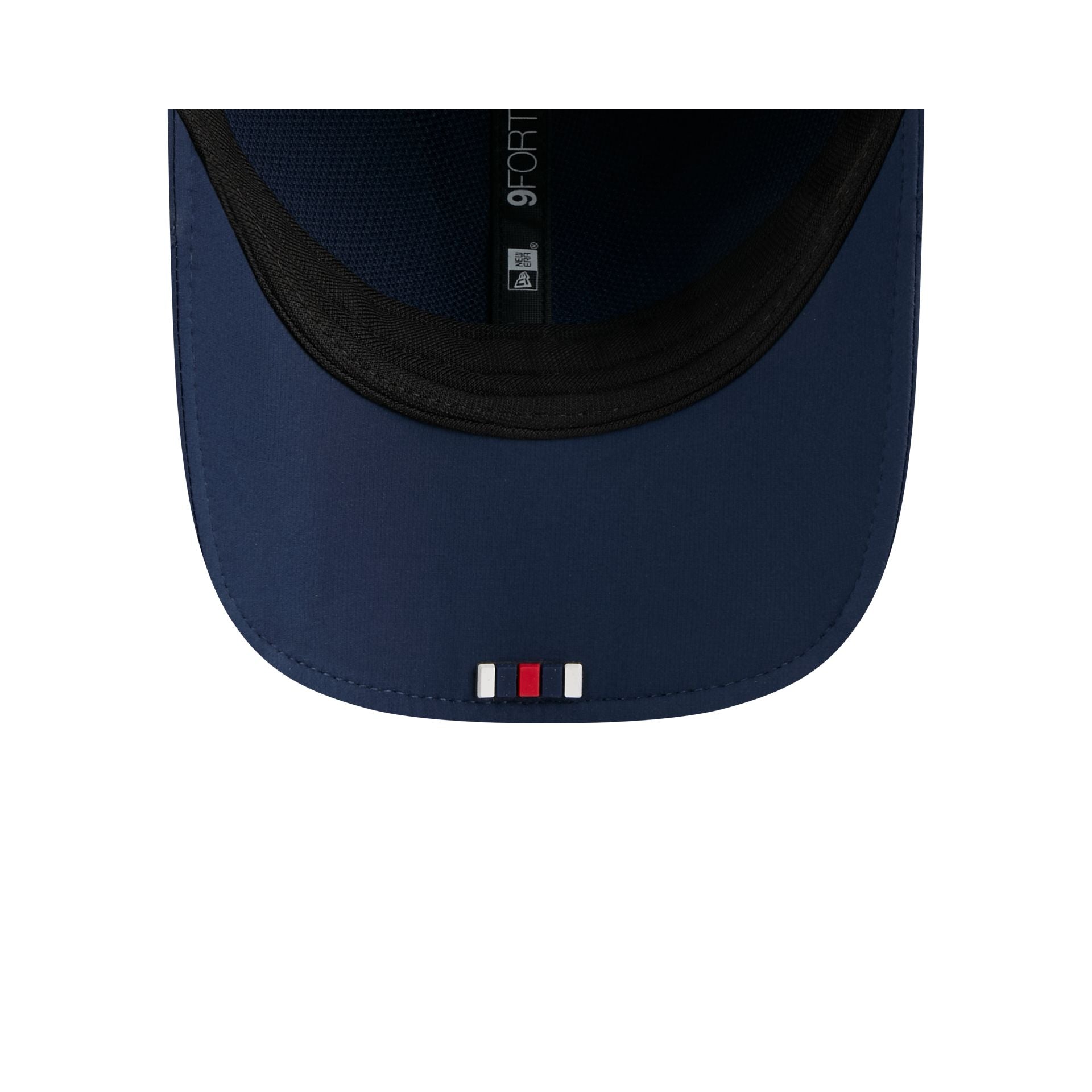 New England Patriots 2025 Sideline Hot Weather 9FORTY M-Crown Snapback Hat