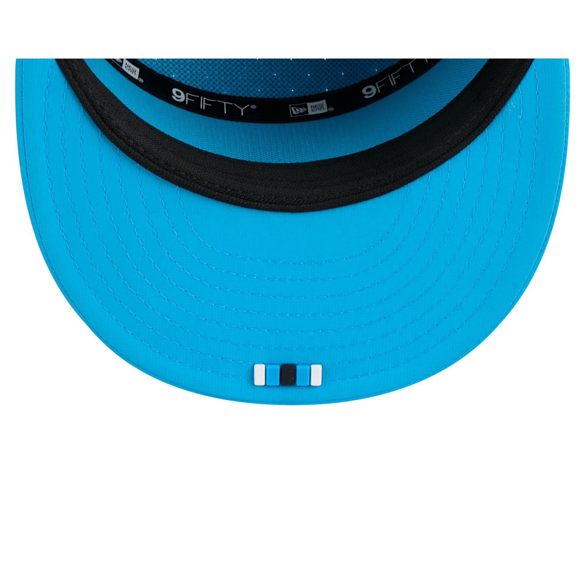 Carolina Panthers 2025 Sideline Hot Weather Split Panel 9FIFTY Snapback Hat