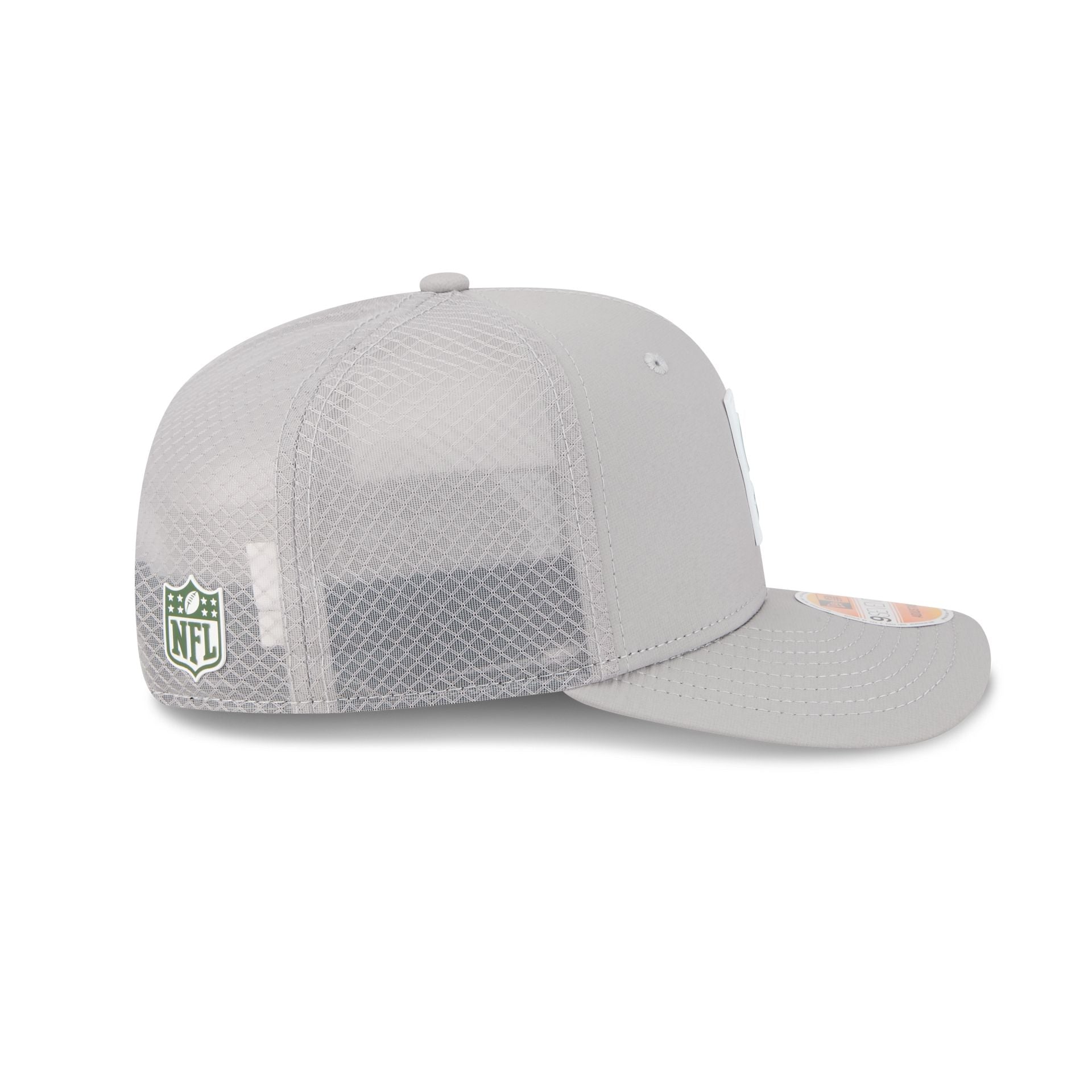 Green Bay Packers 2025 Sideline Hot Weather Gray 9SEVENTY Trucker Hat