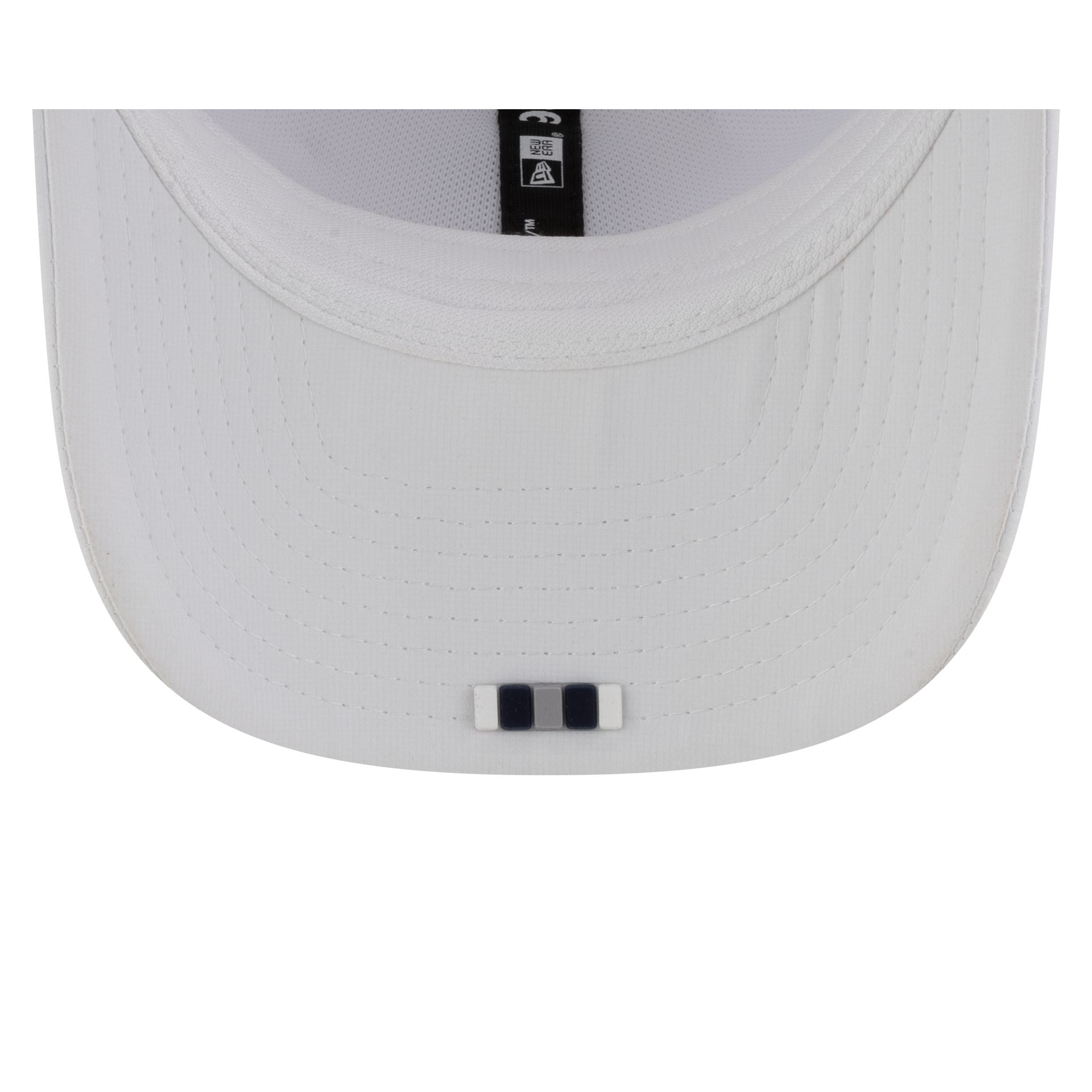 Dallas Cowboys 2025 Sideline Hot Weather White 9SEVENTY Trucker Hat