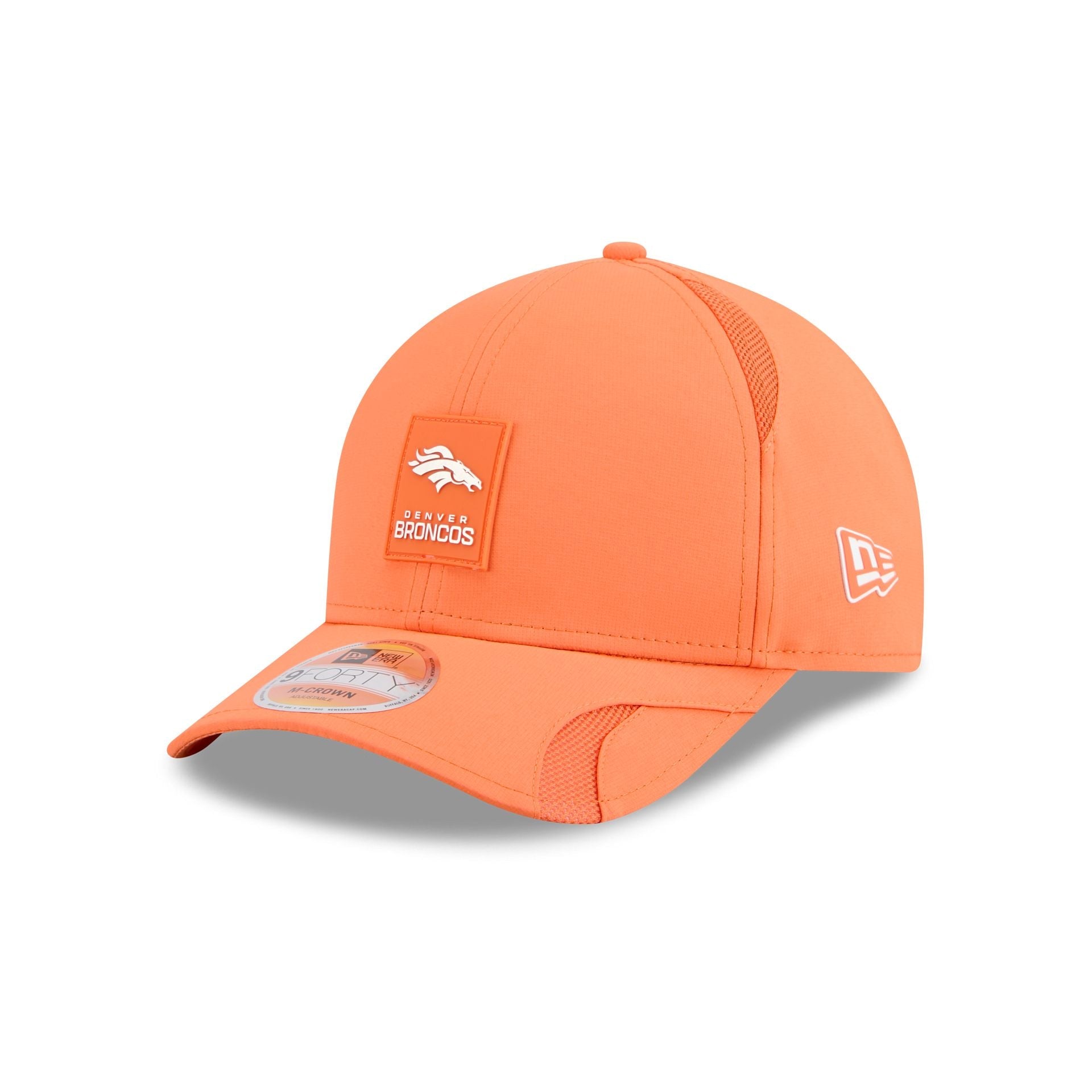 Denver Broncos 2025 Sideline Hot Weather 9FORTY M-Crown Snapback Hat