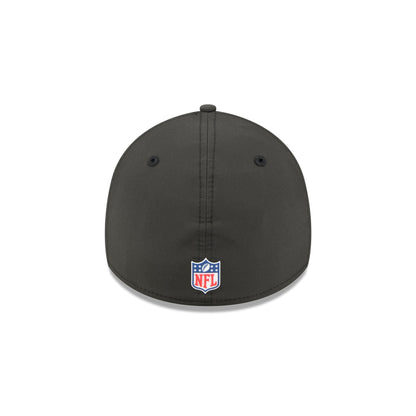 Atlanta Falcons 2025 Sideline Hot Weather 39THIRTY Stretch Fit Hat