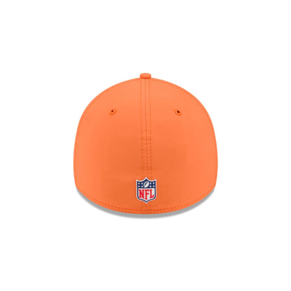 Denver Broncos 2025 Sideline Hot Weather 39THIRTY Stretch Fit Hat