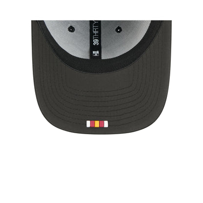 Washington Commanders 2025 Sideline Hot Weather Black 39THIRTY Stretch Fit Hat