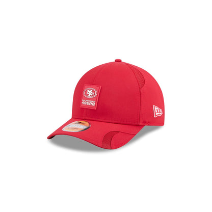 San Francisco 49ers 2025 Sideline Hot Weather Kids 9FORTY M-Crown Snapback Hat
