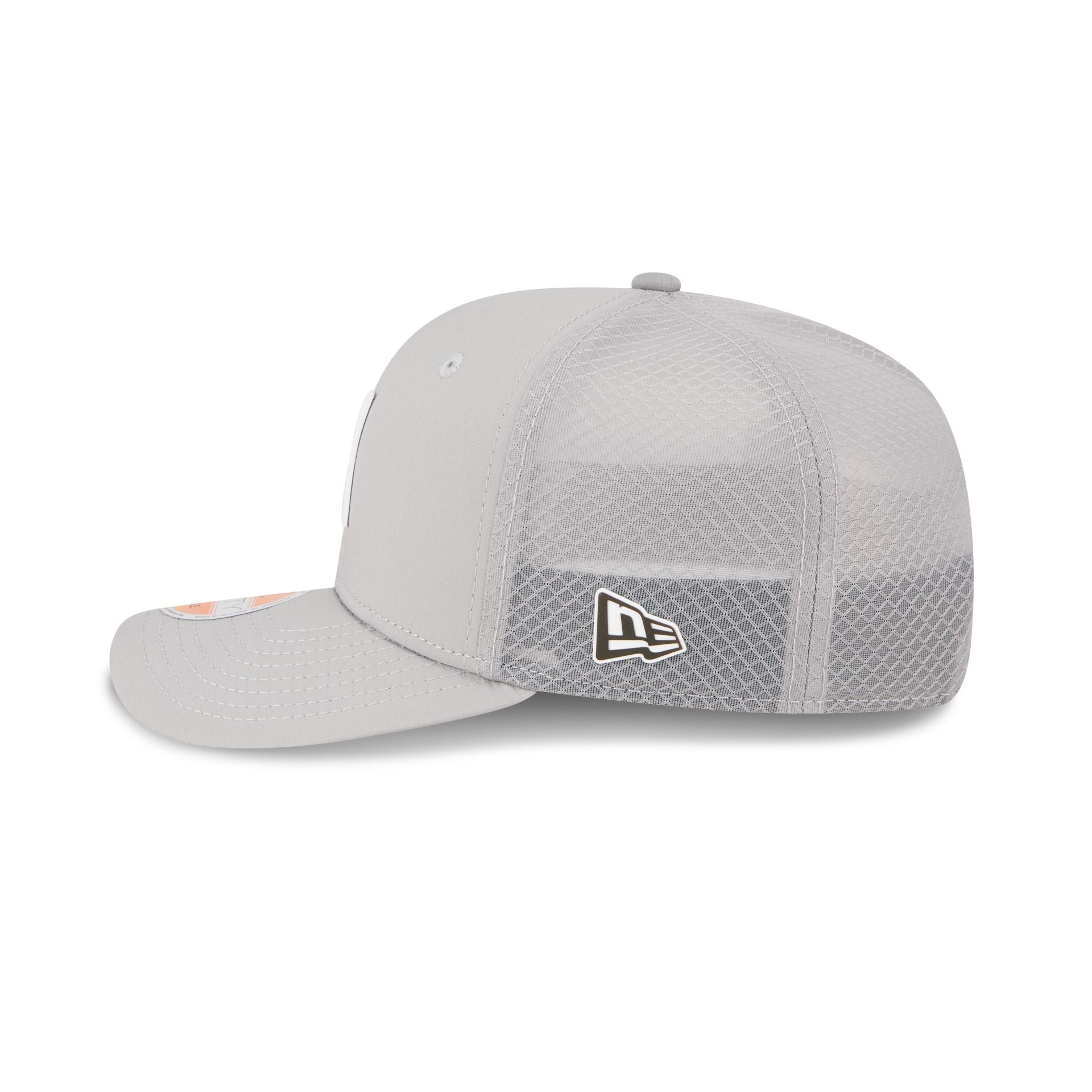 Cleveland Browns 2025 Sideline Hot Weather Gray 9SEVENTY Trucker Hat