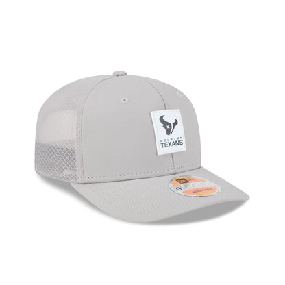 Houston Texans 2025 Sideline Hot Weather Gray 9SEVENTY Trucker Hat