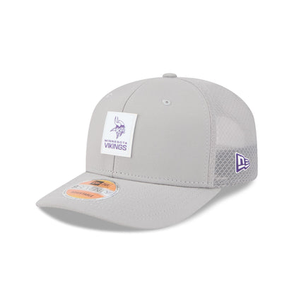 Minnesota Vikings 2025 Sideline Hot Weather Gray 9SEVENTY Trucker Hat