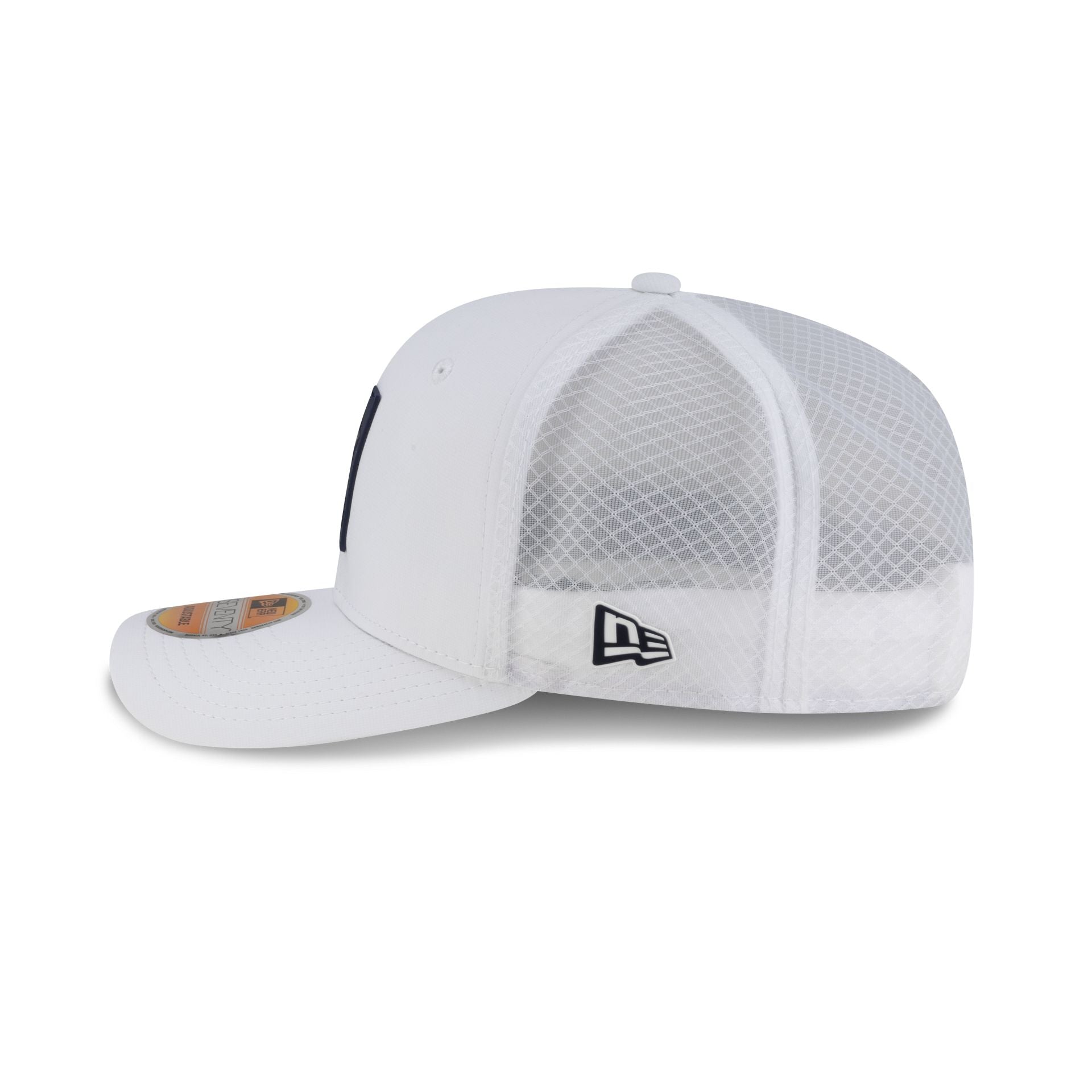 Dallas Cowboys 2025 Sideline Hot Weather White 9SEVENTY Trucker Hat