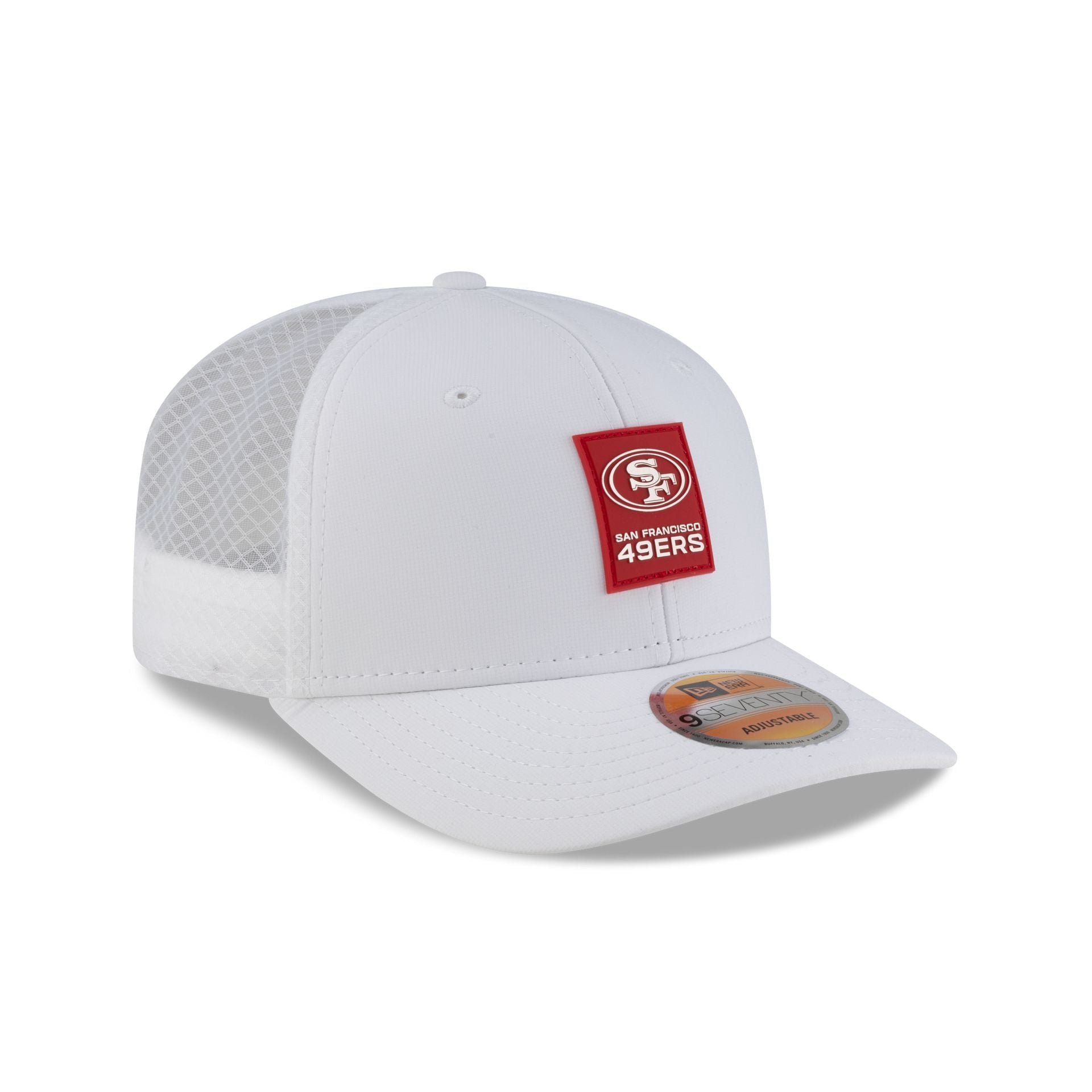 San Francisco 49ers 2025 Sideline Hot Weather White 9SEVENTY Trucker Hat