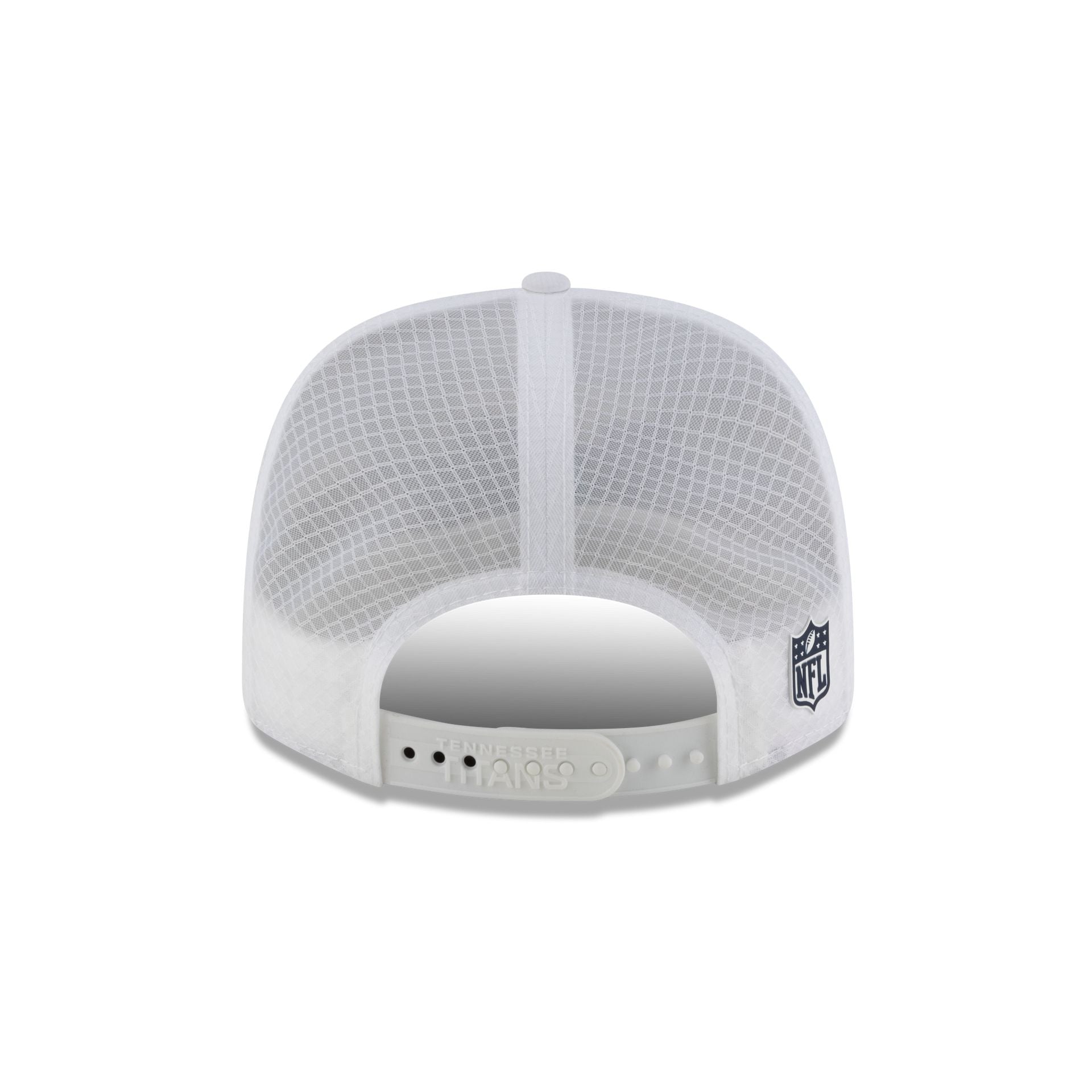 Tennessee Titans 2025 Sideline Hot Weather White 9SEVENTY Trucker Hat